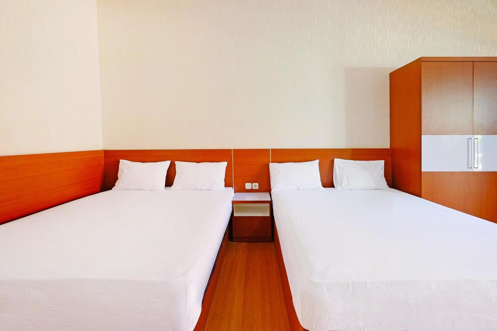 Capital O 91046 Hotel Remaja Indah Masamba Bagian luar foto